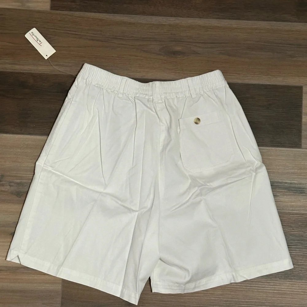 Talbots White Bermuda Shorts High-Waisted Pleated Design. NWT - Picture 2 of 2